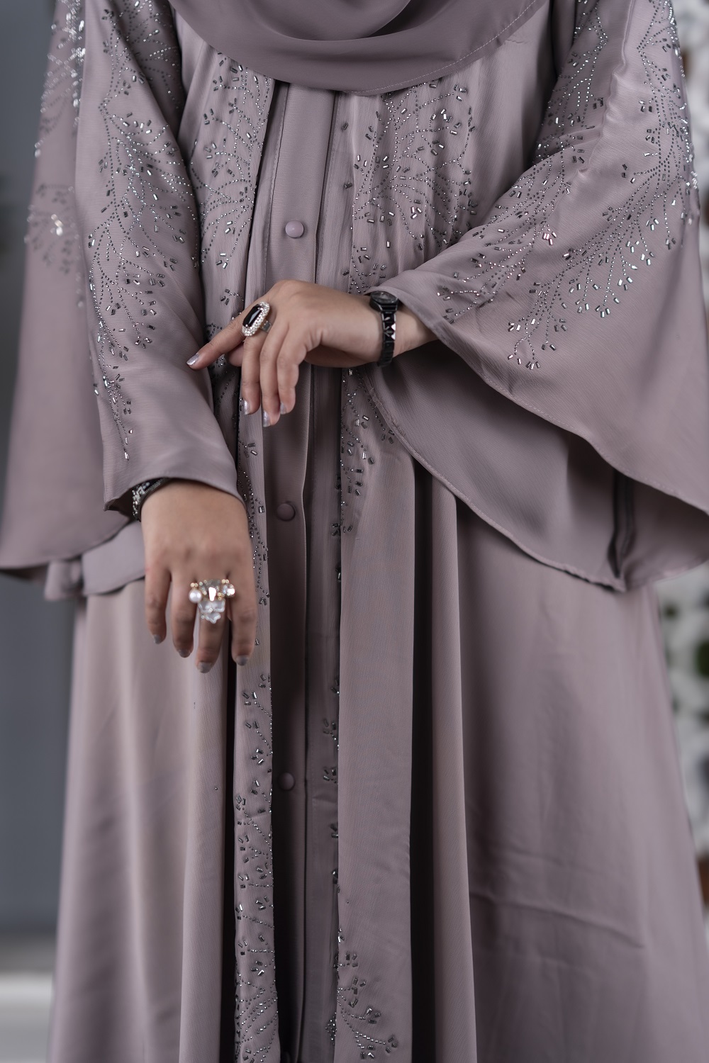 luxurious Zafran abaya Beige